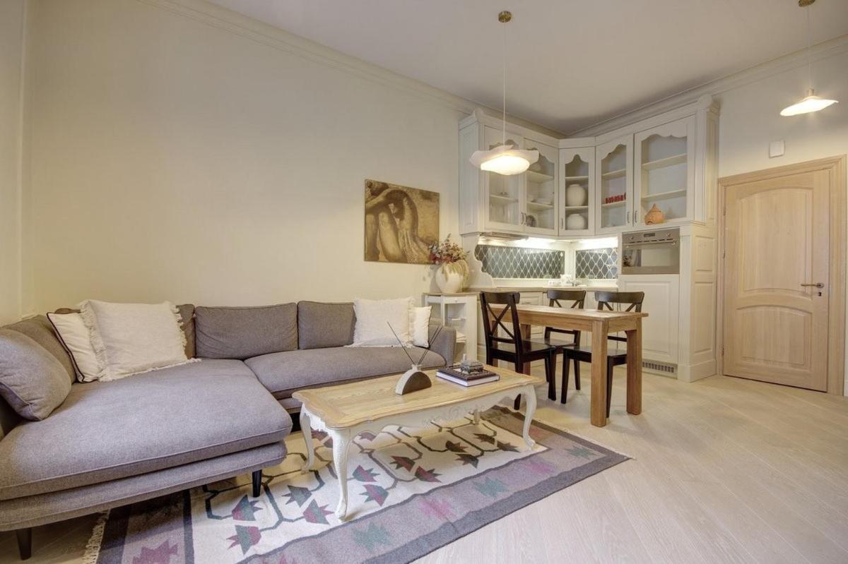 Town Hall Square Apartments فيلنيوس المظهر الخارجي الصورة