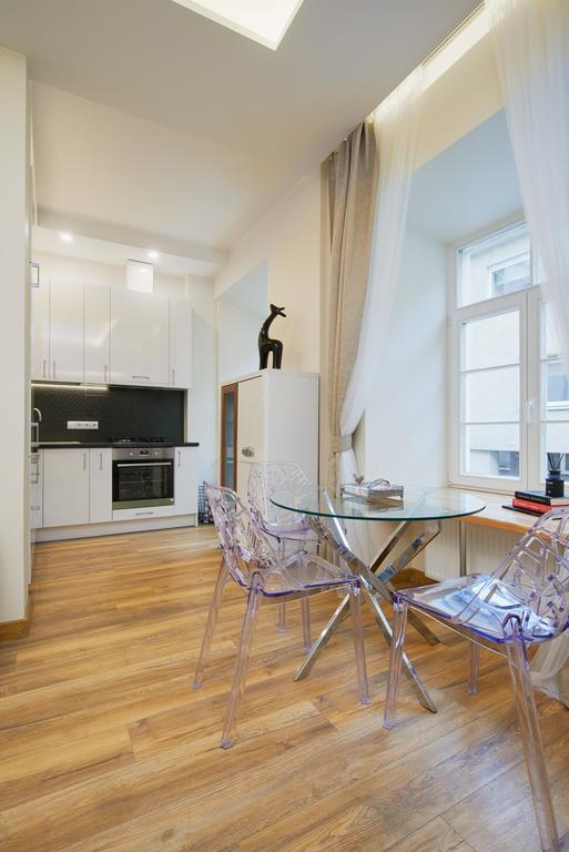 Town Hall Square Apartments فيلنيوس المظهر الخارجي الصورة